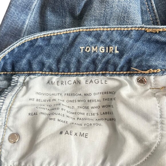 American Eagle Tom Girl Ripped Distressed Button Fly Med Wash Jeans - Picture 10 of 13